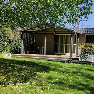 Au Tour De L'aveyron Camping